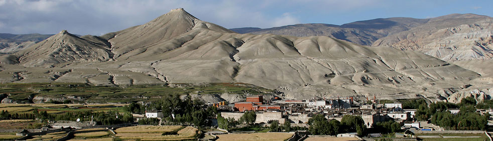 Lower Mustang Trekking